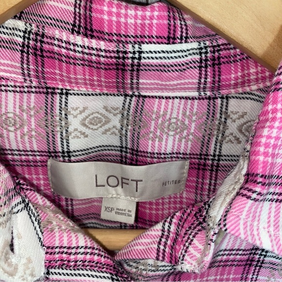 Loft Pink Petite Plaid Everyday Button Down - Picture 5 of 5
